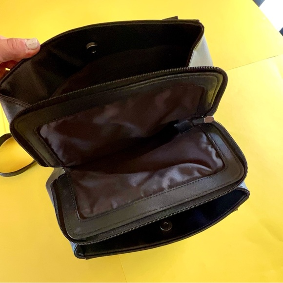 NICHOLE MILLER BLACK SHOULDER HAND BAG - Picture 6 of 7